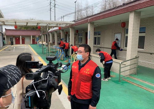 总承包公司学雷锋志愿者服务队走进敬老院送温暖